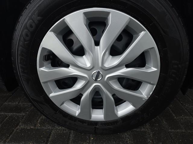 used 2019 Nissan Rogue car, priced at $17,999