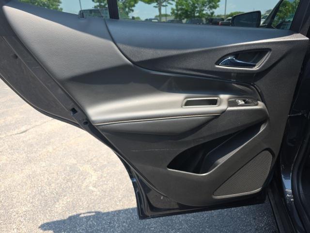 used 2022 Chevrolet Equinox car, priced at $23,999