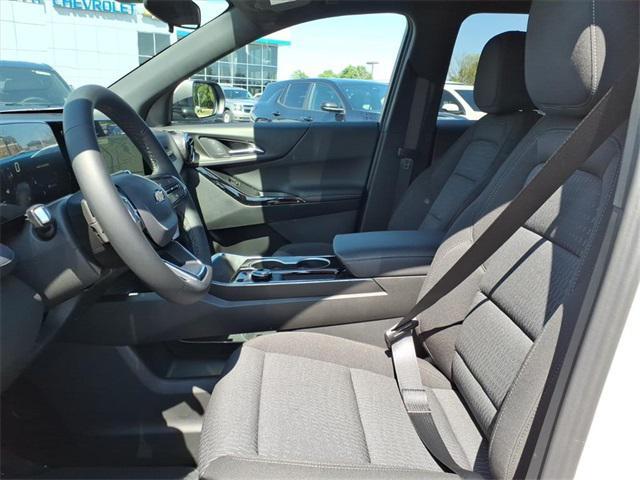 new 2026 Chevrolet Equinox car, priced at $30,495