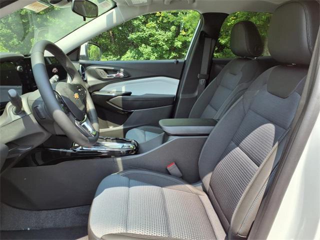 new 2025 Chevrolet Trax car, priced at $24,385