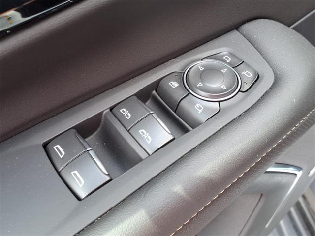 new 2025 Chevrolet Suburban car, priced at $83,535