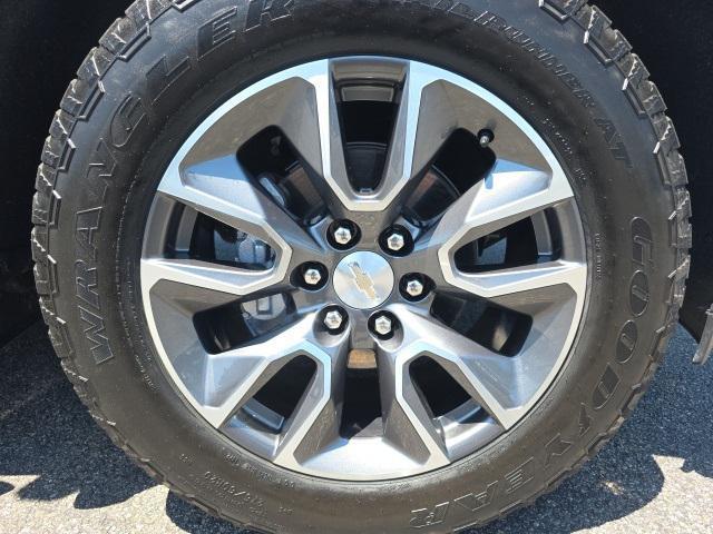 used 2022 Chevrolet Silverado 1500 car, priced at $42,981