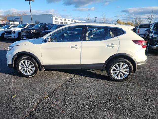 used 2020 Nissan Rogue Sport car, priced at $21,211