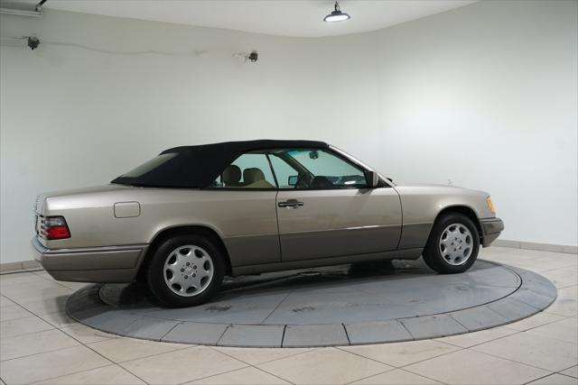 used 1995 Mercedes-Benz E-Class car, priced at $29,995