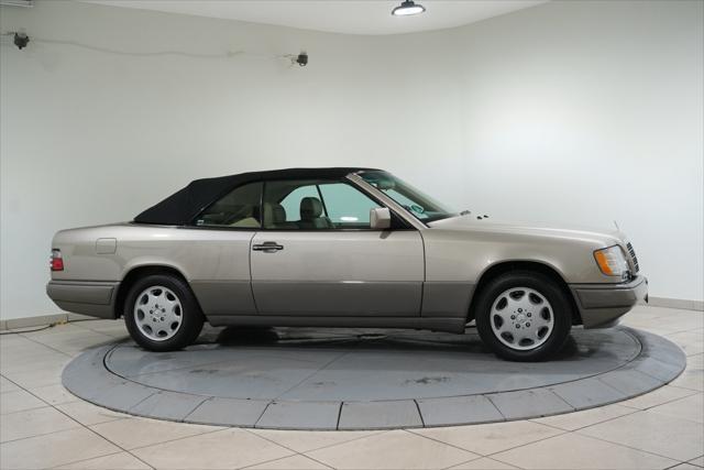 used 1995 Mercedes-Benz E-Class car, priced at $29,995