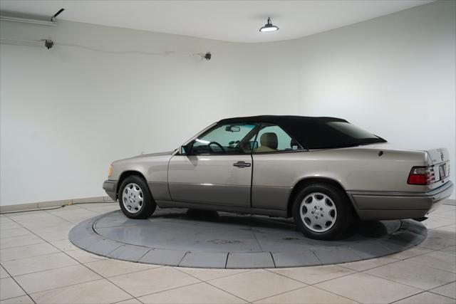 used 1995 Mercedes-Benz E-Class car, priced at $29,995