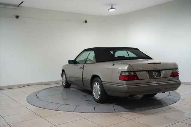 used 1995 Mercedes-Benz E-Class car, priced at $29,995