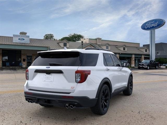 new 2024 Ford Explorer car, priced at $62,555