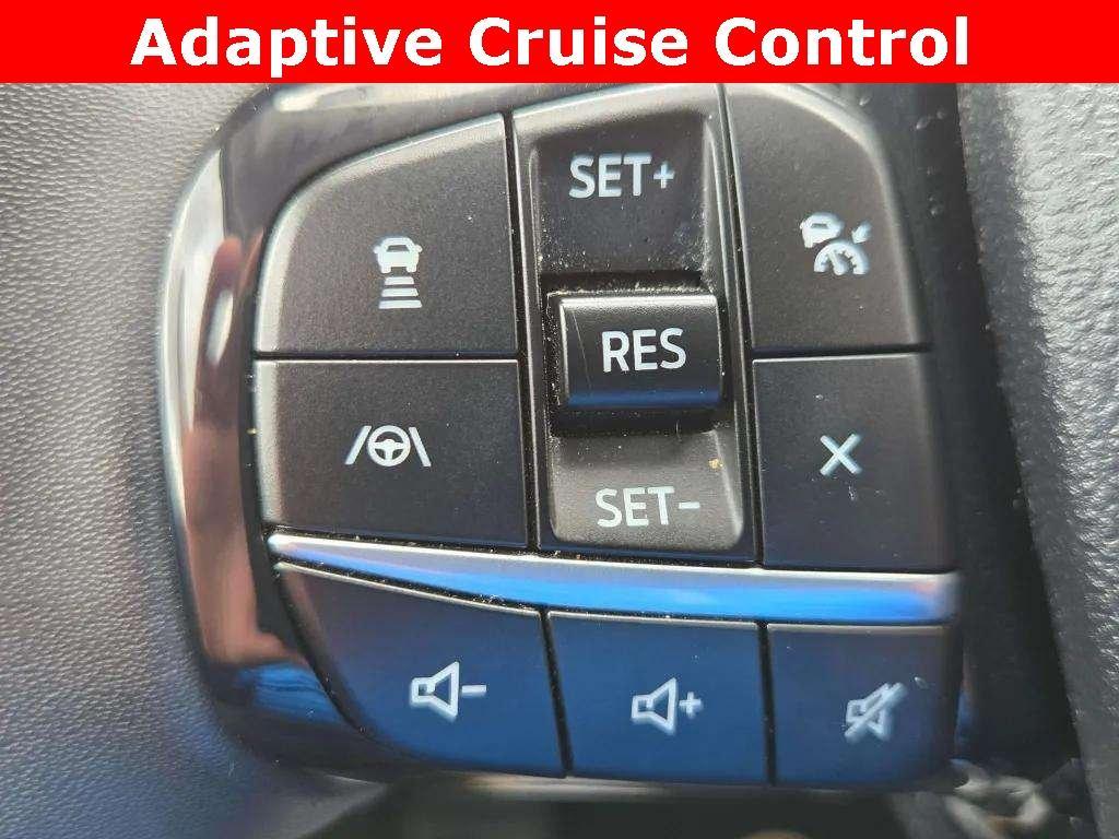 used 2022 Ford Escape car, priced at $25,900