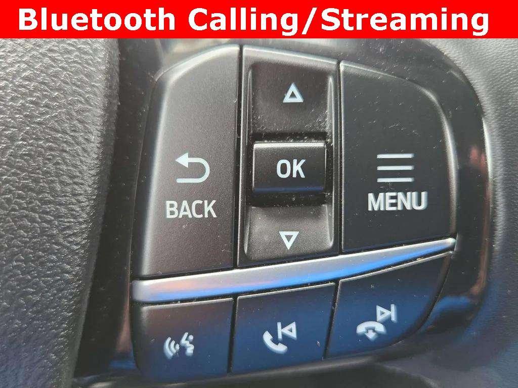 used 2022 Ford Escape car, priced at $25,900