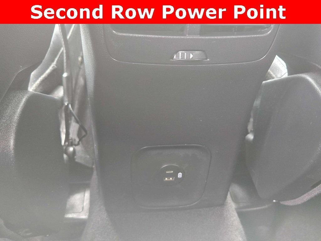 used 2022 Ford Escape car, priced at $25,900