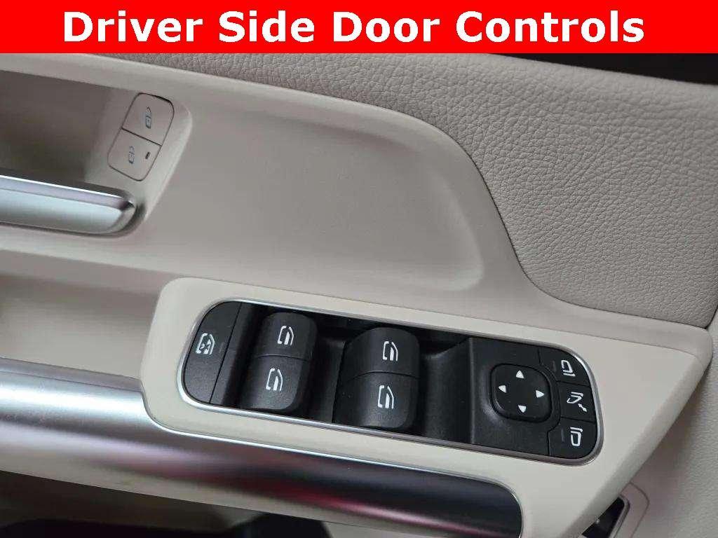 used 2021 Mercedes-Benz GLA 250 car, priced at $23,900