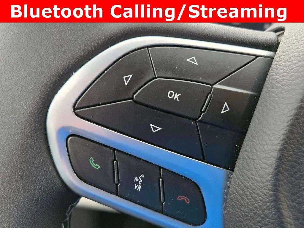 used 2024 Chrysler Pacifica Hybrid car, priced at $29,400