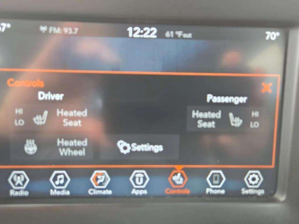 used 2020 Jeep Renegade car, priced at $19,423