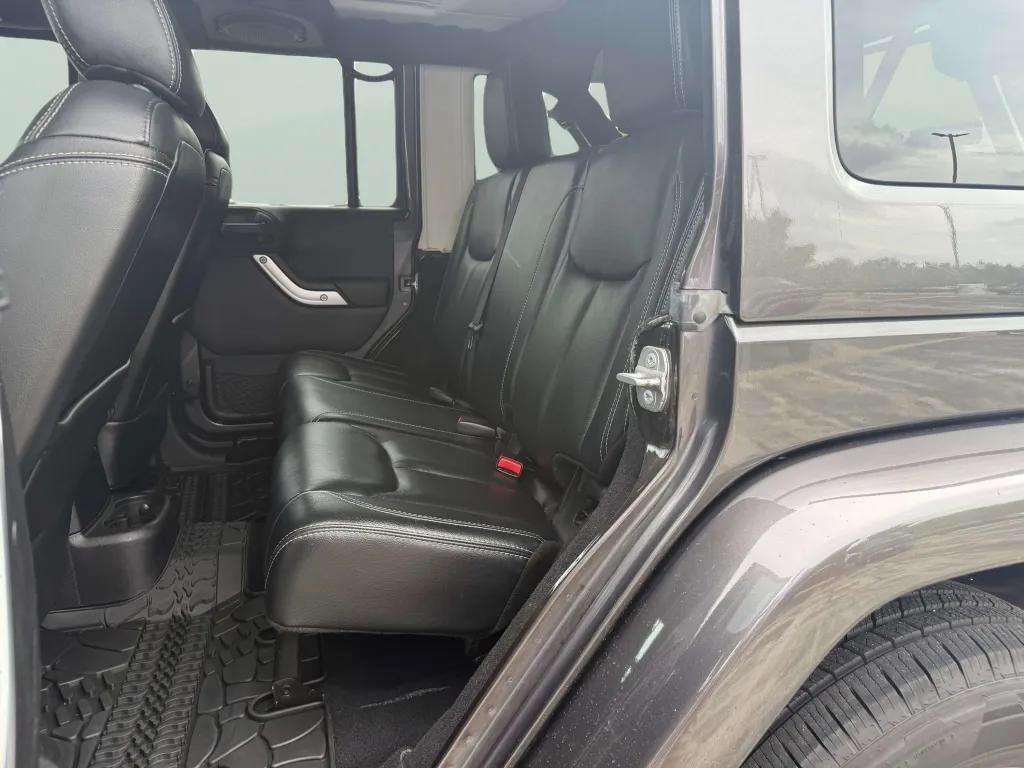 used 2014 Jeep Wrangler Unlimited car, priced at $17,500