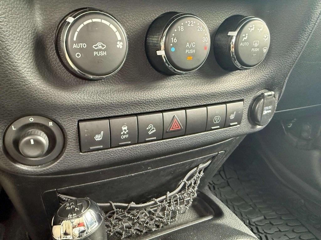 used 2014 Jeep Wrangler Unlimited car, priced at $17,500