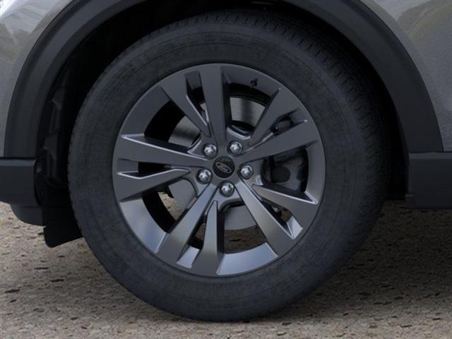 new 2025 Ford Explorer car, priced at $45,702