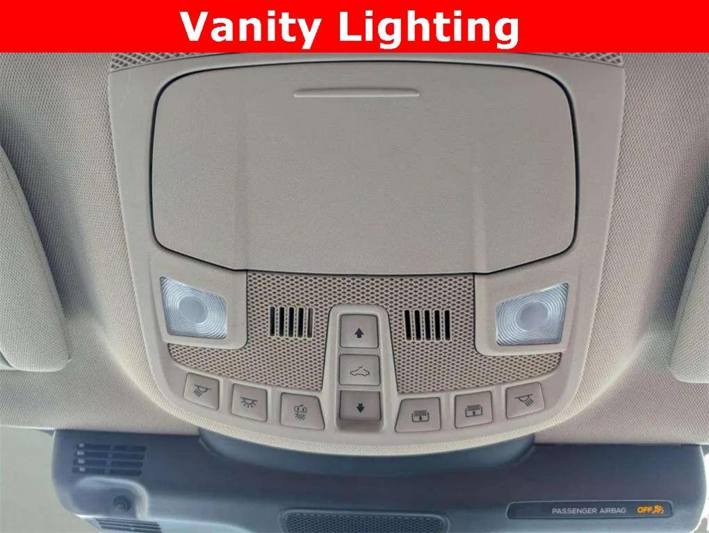 used 2022 Lincoln Nautilus car, priced at $40,900