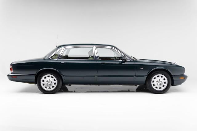 used 2000 Jaguar XJ8 car, priced at $18,995