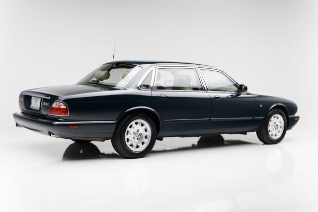 used 2000 Jaguar XJ8 car, priced at $18,995