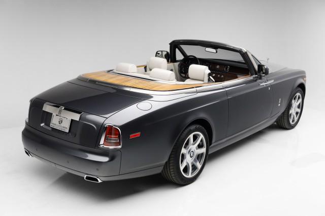 used 2014 Rolls-Royce Phantom Drophead Coupe car, priced at $279,995