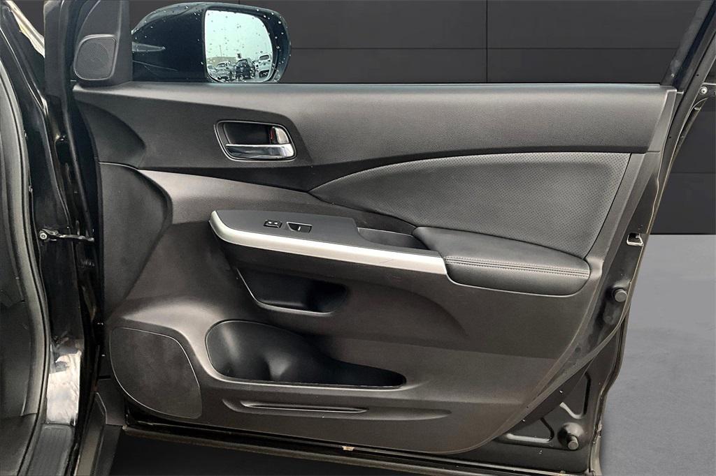 used 2016 Honda CR-V car, priced at $19,372