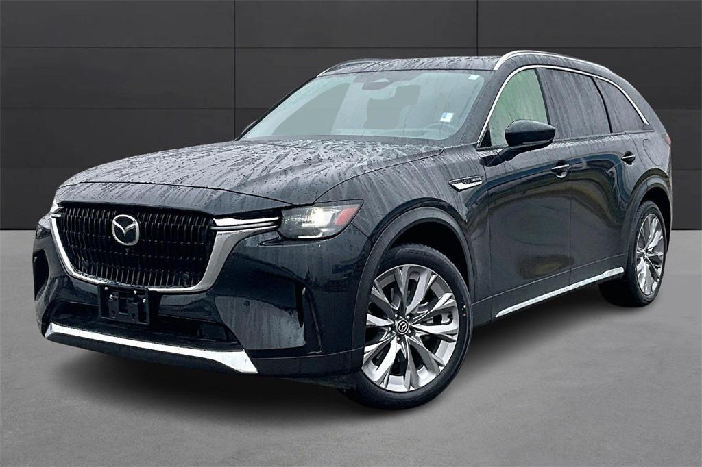 used 2025 Mazda CX-90 car, priced at $40,258