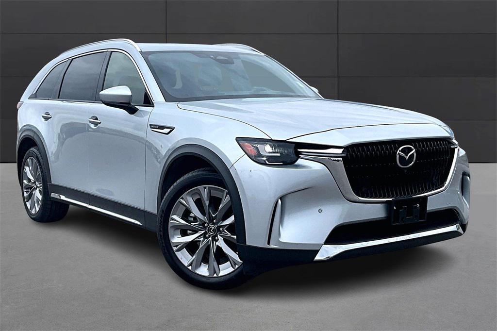 used 2025 Mazda CX-90 car, priced at $39,403