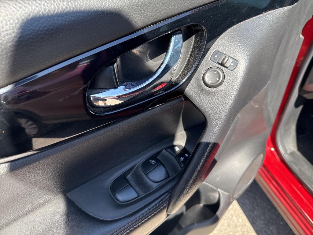used 2020 Nissan Rogue Sport car, priced at $15,721
