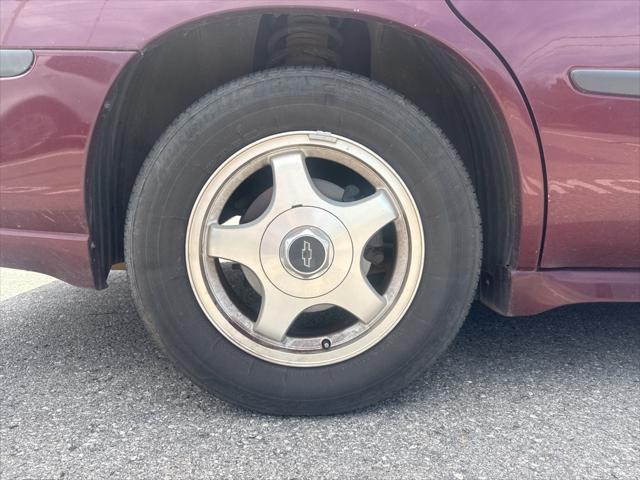 used 2002 Chevrolet Impala car, priced at $7,500