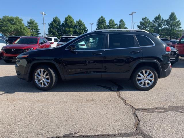 used 2015 Jeep Cherokee car, priced at $11,543