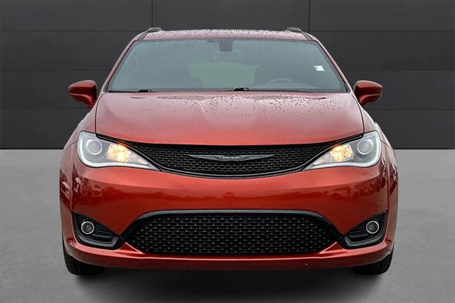 used 2018 Chrysler Pacifica car, priced at $16,000