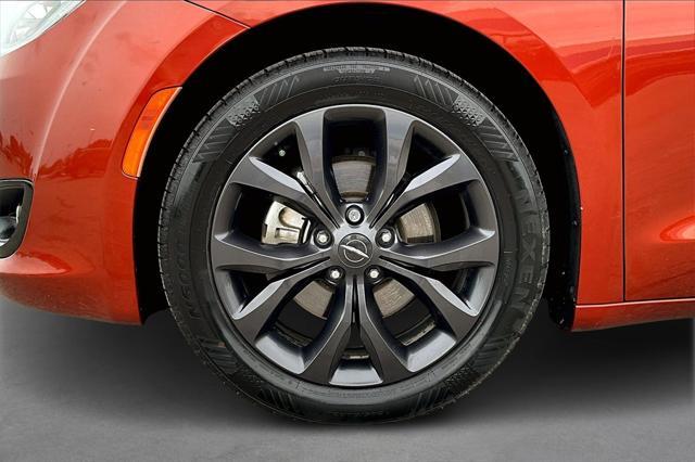 used 2018 Chrysler Pacifica car, priced at $16,000