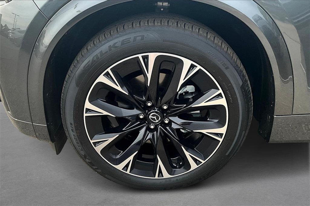 new 2025 Mazda CX-90 car, priced at $55,753