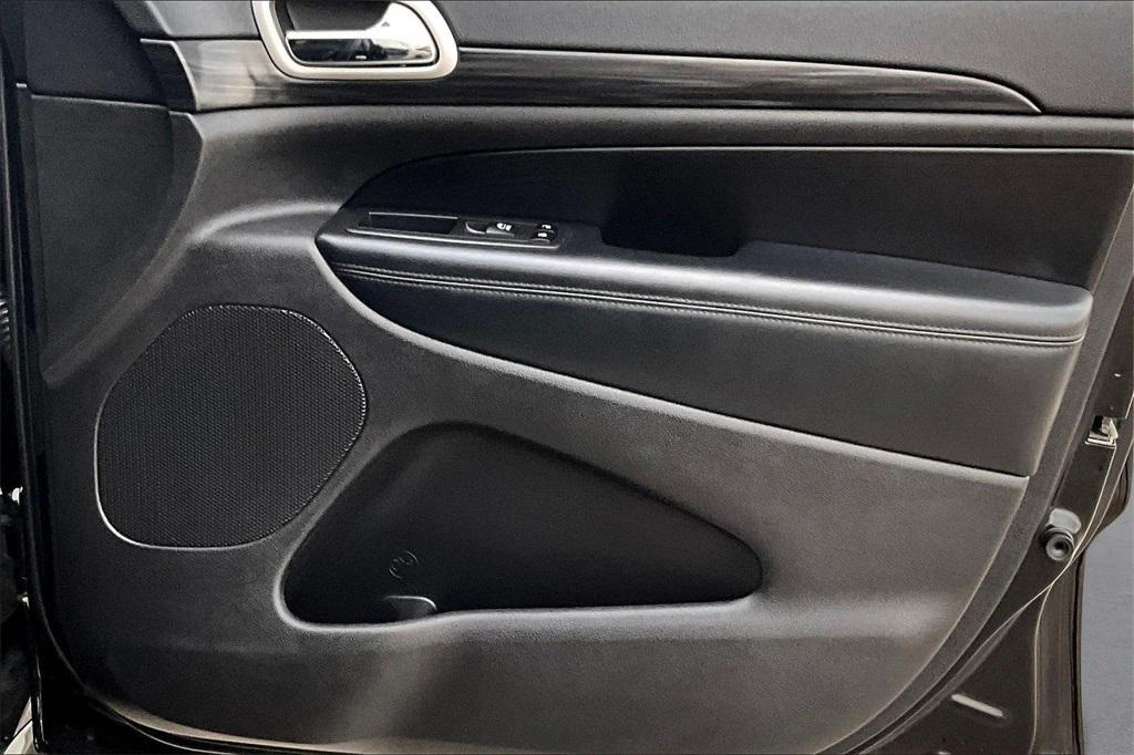 used 2020 Jeep Grand Cherokee car, priced at $22,121