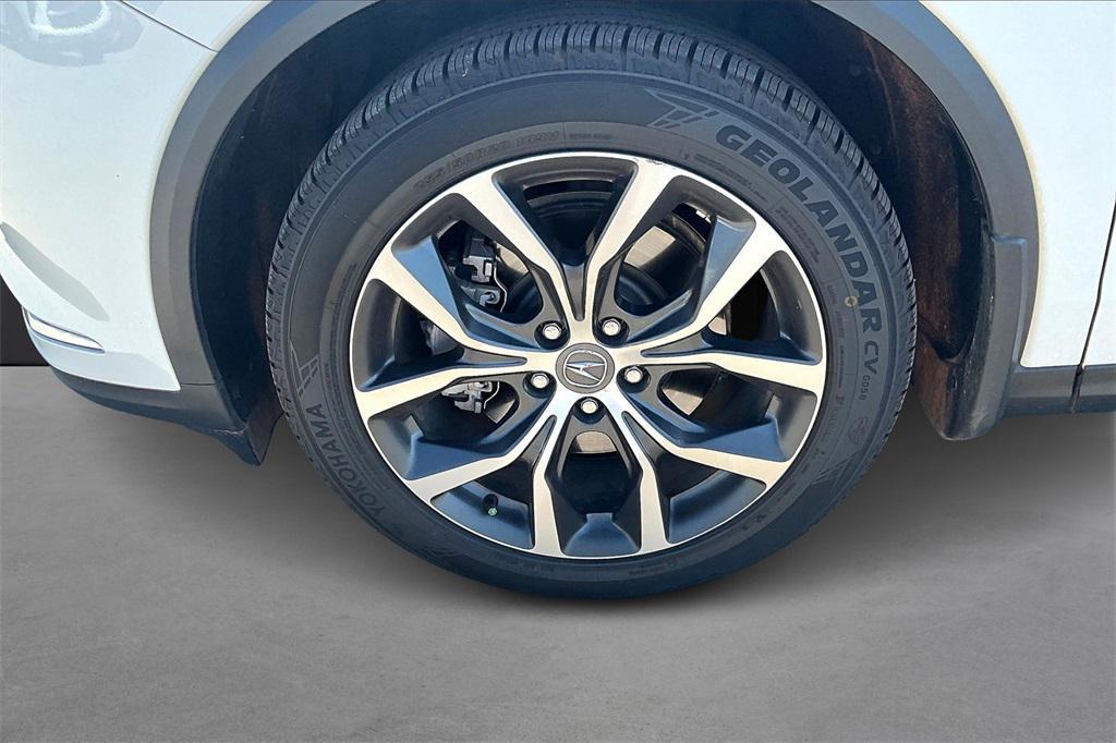 used 2022 Acura MDX car, priced at $34,687