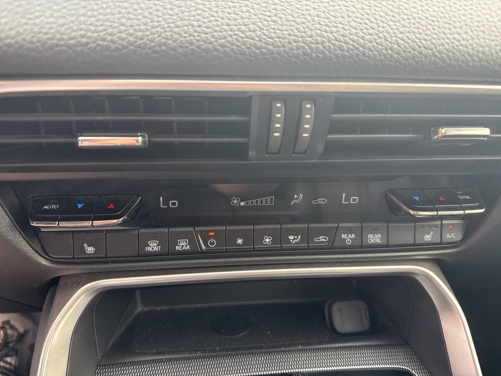 used 2024 Mazda CX-90 car, priced at $29,982