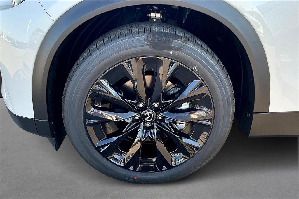 new 2025 Mazda CX-90 car, priced at $46,394