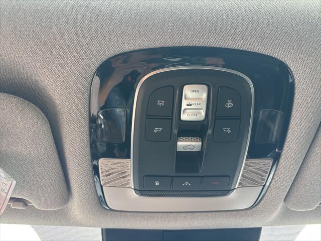 used 2022 Hyundai Palisade car, priced at $32,000