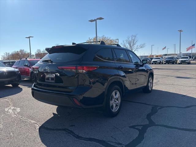 used 2023 Toyota Highlander car, priced at $31,000