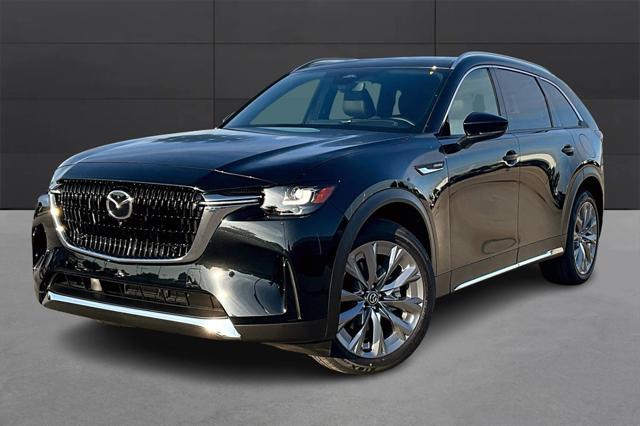 new 2025 Mazda CX-90 car, priced at $48,055