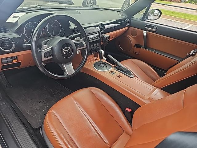 used 2006 Mazda MX-5 Miata car, priced at $11,500