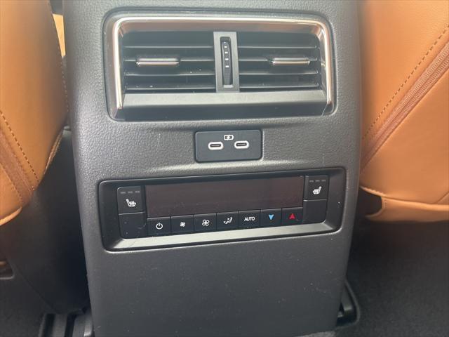 used 2025 Mazda CX-70 car, priced at $47,000