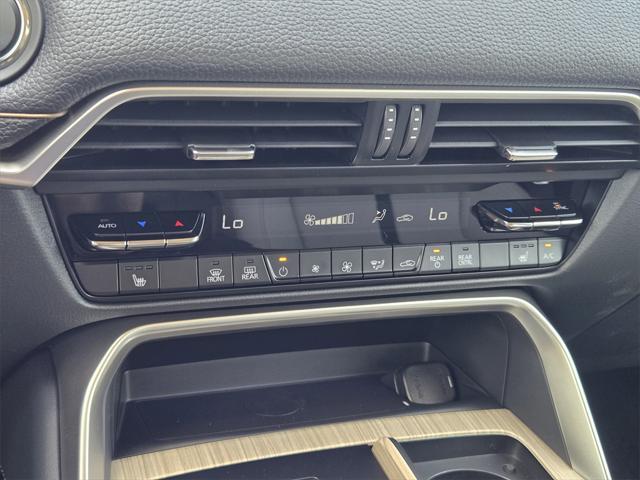 new 2025 Mazda CX-90 car, priced at $41,407