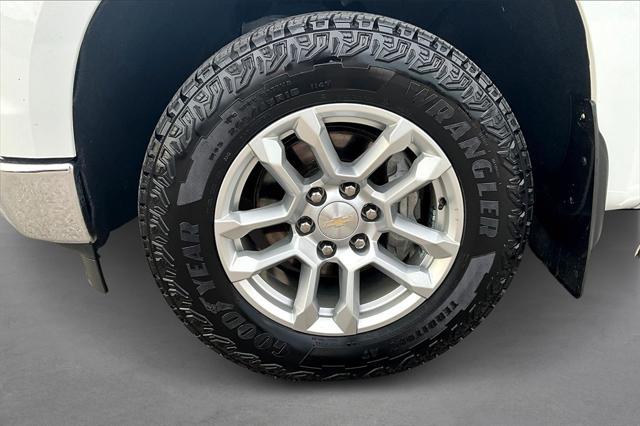 used 2022 Chevrolet Silverado 1500 car, priced at $33,000