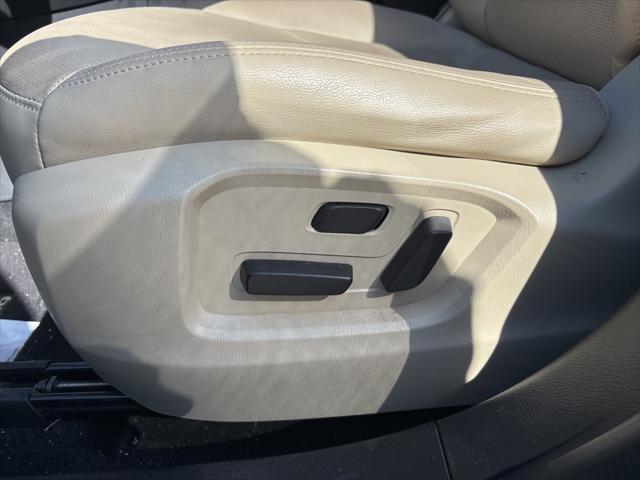 used 2022 Mazda CX-9 car, priced at $28,000