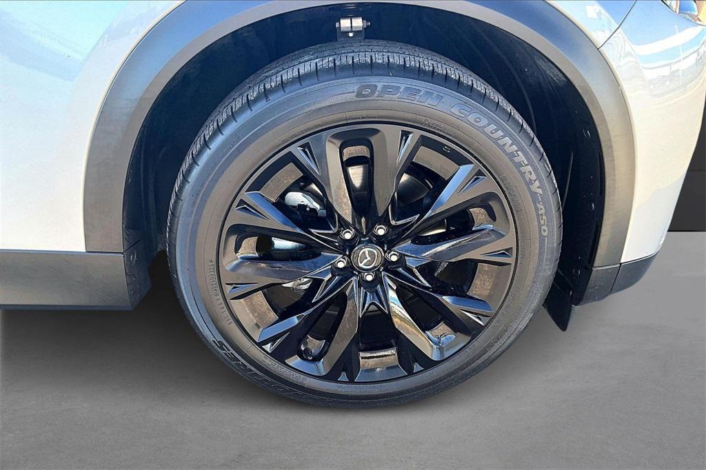 used 2025 Mazda CX-90 car, priced at $38,202