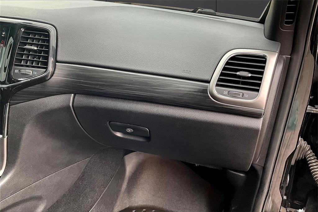 used 2021 Jeep Grand Cherokee car, priced at $21,029