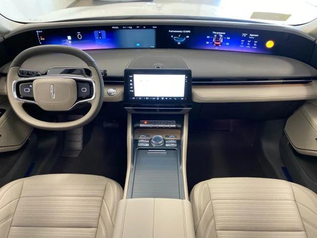 new 2025 Lincoln Nautilus car, priced at $69,025