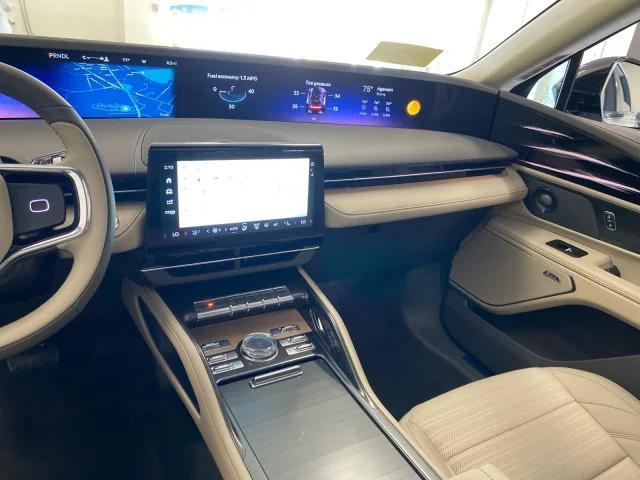 new 2025 Lincoln Nautilus car, priced at $69,025